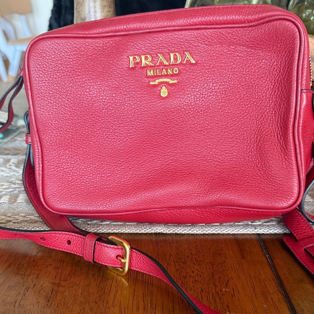 Pre owned luxury Prada Vibrant Red Leather Shoulder Bag